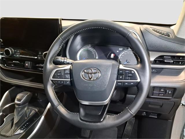 image-16, 2024 Toyota Highlander Limited at Dunedin