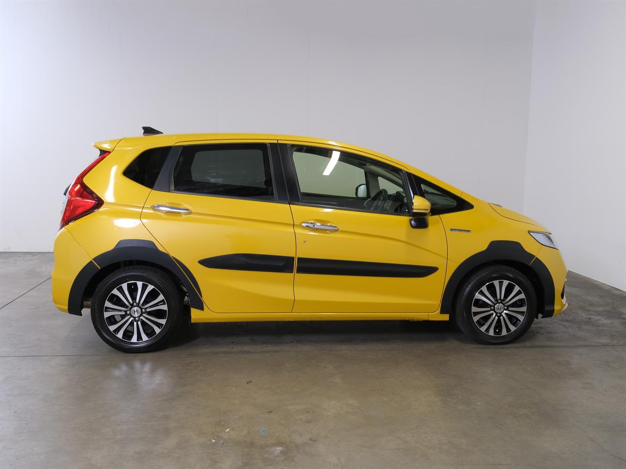 image-9, 2017 Honda Fit Cross Style 1.5lt Hybrid at Christchurch