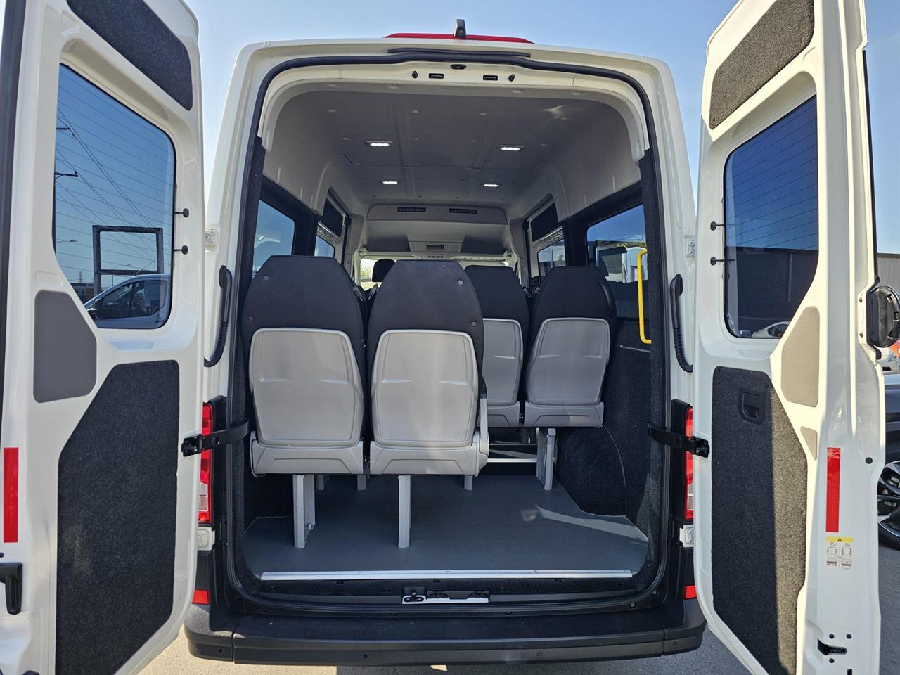 image-4, 2018 Volkswagen Crafter 35 12 Seat Minibus at Waimakariri