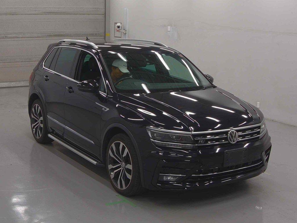 image-0, 2019 Volkswagen Tiguan 2.0 TDI Diesel 4Motion R Li at Christchurch