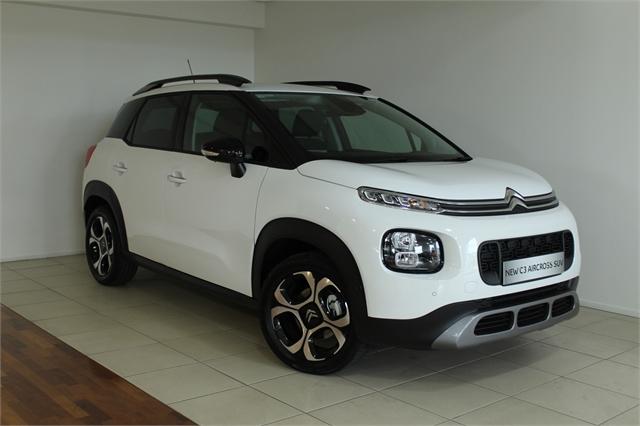 2019 Citroen C3 Aircross Shine on handshake