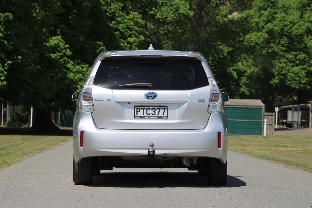 image-5, 2012 Toyota PRIUS Alpha at Christchurch