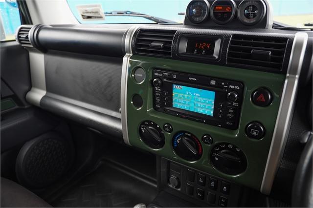 image-15, 2011 Toyota FJ Cruiser 4.0 4x4 auto at Dunedin