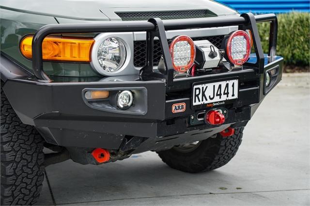image-3, 2011 Toyota FJ Cruiser 4.0 4x4 auto at Dunedin