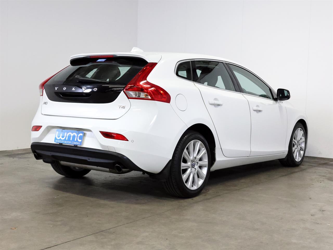 image-7, 2015 Volvo V40 T4 SE at Christchurch