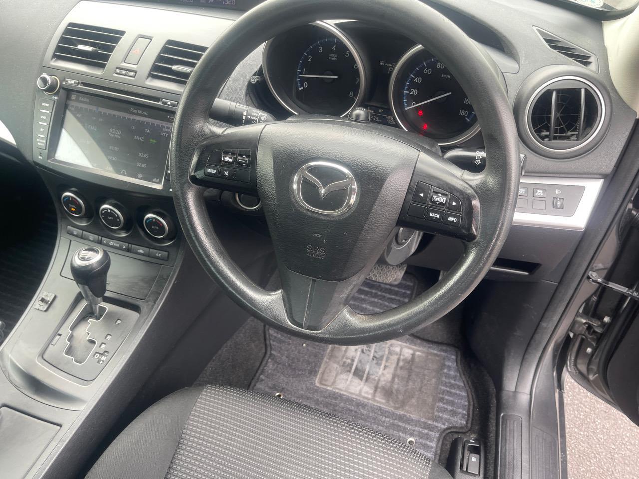 image-8, 2012 Mazda Axela at Greymouth