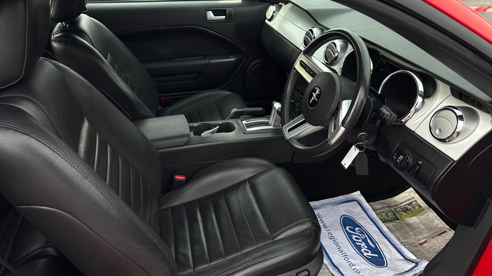 image-7, 2005 Ford Mustang GT CONVERTIBLE 4.6L V8 - RIGHT H at Gore