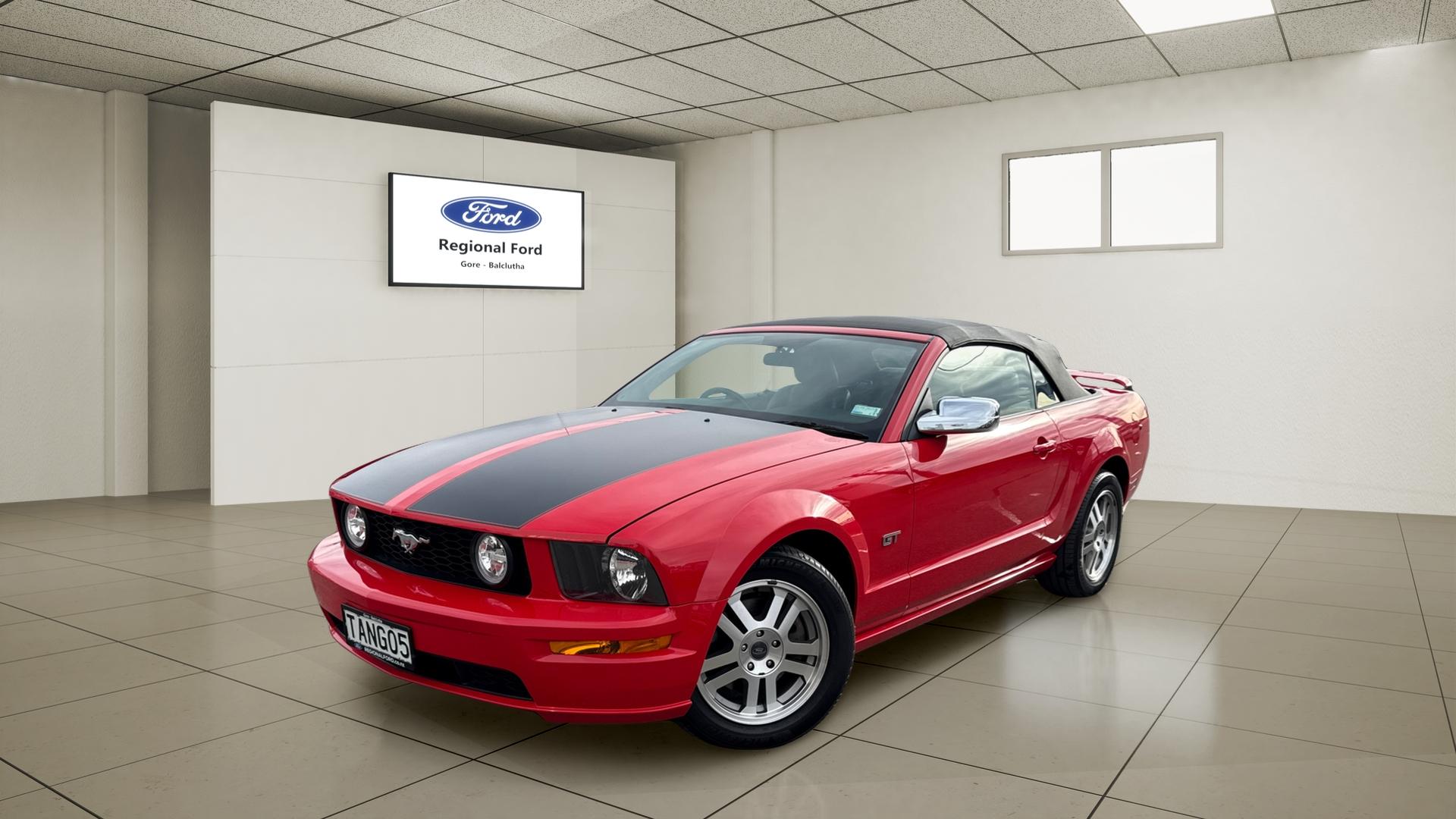 image-0, 2005 Ford Mustang GT CONVERTIBLE 4.6L V8 - RIGHT H at Gore