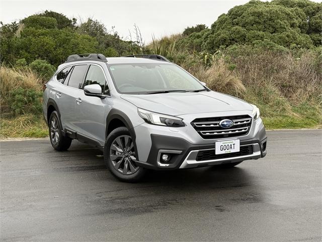 image-0, 2025 Subaru Outback 2.5i at Dunedin