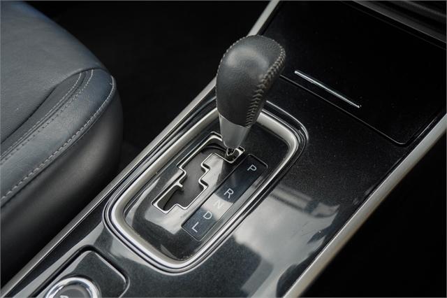 image-10, 2019 Mitsubishi Outlander Vrx 2.4P/4Wd at Dunedin