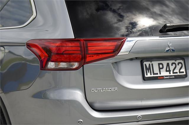 image-4, 2019 Mitsubishi Outlander Vrx 2.4P/4Wd at Dunedin