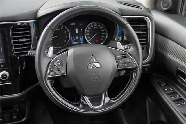 image-7, 2019 Mitsubishi Outlander Vrx 2.4P/4Wd at Dunedin