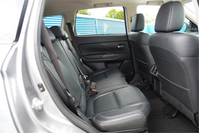 image-16, 2019 Mitsubishi Outlander Vrx 2.4P/4Wd at Dunedin