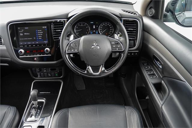 image-6, 2019 Mitsubishi Outlander Vrx 2.4P/4Wd at Dunedin