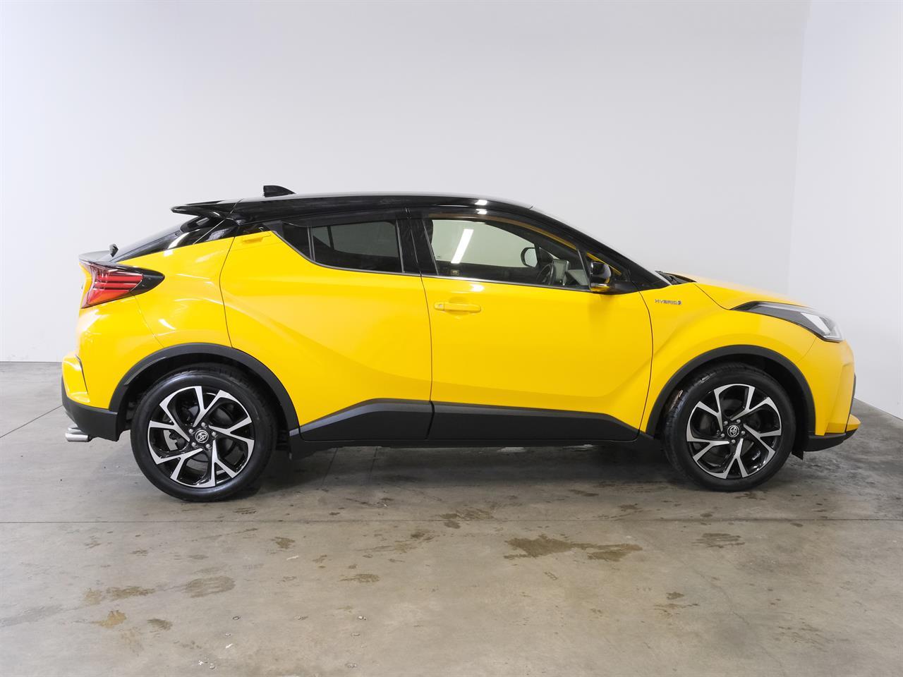 image-9, 2019 Toyota C-HR Hybrid G-Package at Christchurch