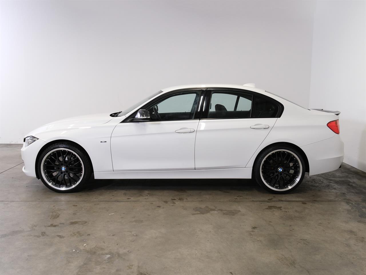 image-4, 2012 BMW 320i Sport at Christchurch