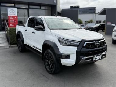 2024 Toyota Hilux SR5 CRUISER 2.8D AUTO 2WD