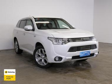 2014 Mitsubishi Outlander PHEV G 4WD 'Navigation P
