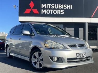 2006 Toyota Ipsum 240 S 7 Seater