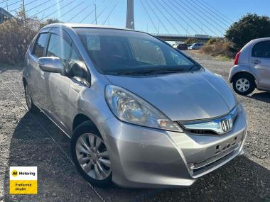 2012 Honda Fit Hybrid 'XH Selection'