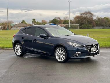 2015 Mazda Axela 20S Touring