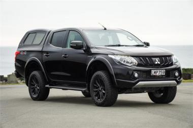 2018 Mitsubishi Triton Dc Glsb 2.4D/4Wd/6Mt