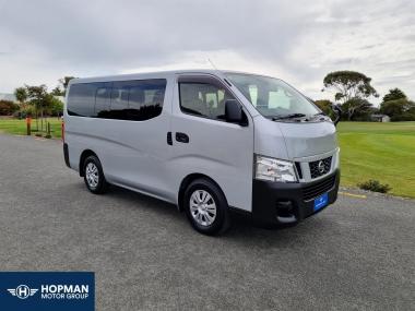 2016 Nissan NV350 10 Seater
