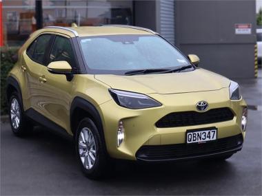 2023 Toyota Yaris Cross GX PETROL, Hatchback