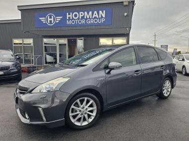 2012 Toyota PRIUS Alpha