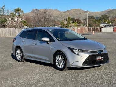 2020 Toyota Corolla Touring Hybrid S