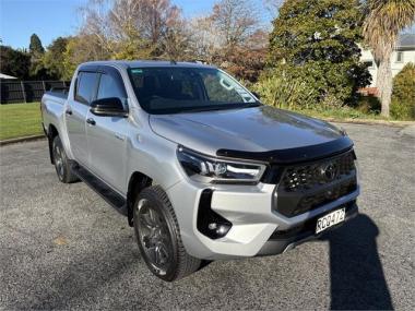2025 Toyota Hilux Sr5 Td Dc 2.8Dmht