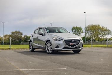 2015 Mazda Demio 13C