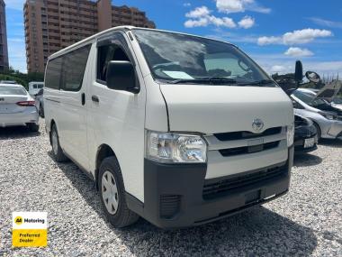 2018 Toyota Hiace 2.8lt T/Diesel 4WD 5-Door