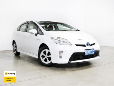 2014 Toyota PRIUS 1.8lt Hybrid L-Package