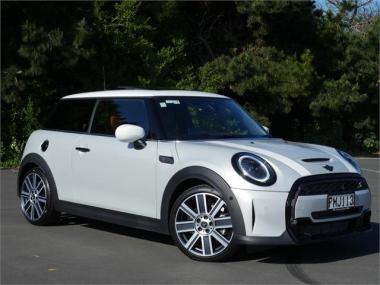 2022 MINI Cooper S Hatch Yours