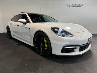 2018 Porsche Panamera 4 e-hybrid Sport Turismo