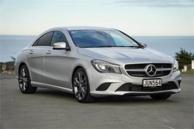 2015 MercedesBenz CLA 180