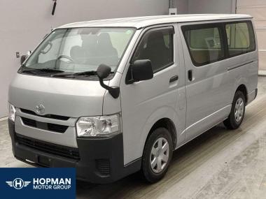 2021 Toyota Hiace 5 Door