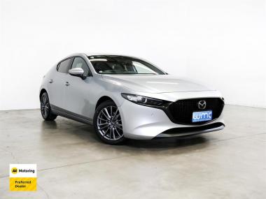 2023 Mazda 3 Fastback 1.5lt 'Skyactiv'