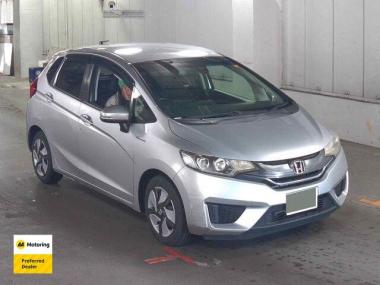 2015 Honda Fit 1.5lt Hybrid L-Package