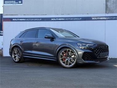 2025 Audi RS Q8 SUV