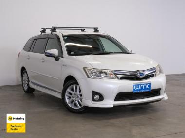 2014 Toyota Corolla Fielder Hybrid G 'Aero Tourer'