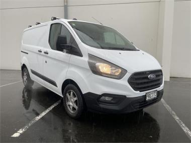 2022 Ford Transit Custom SWB  LOW ROOF
