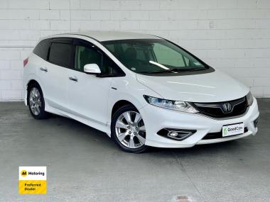 2015 Honda JADE X Hybrid, 6 Seater, Leather