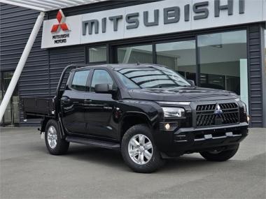 2025 Mitsubishi Triton GLX 4WD 2.4D D/C Flat Deck