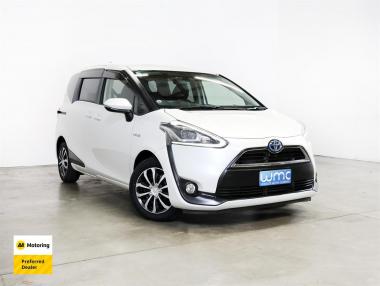 2017 Toyota Sienta Hybrid 'G Cuero' 7-Seater