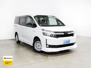 2015 Toyota VOXY Hybrid V 7-Seater