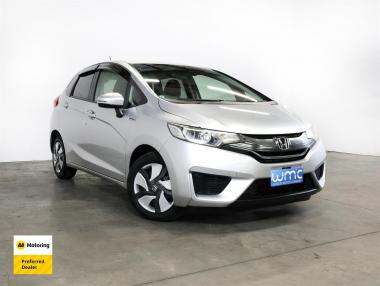 2015 Honda Fit 1.5lt Hybrid L-Package