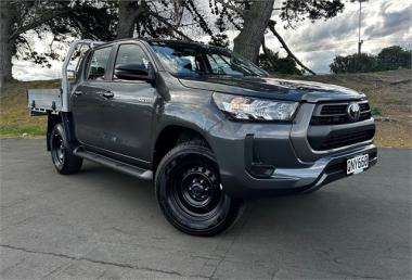 2024 Toyota Hilux SR 4WD