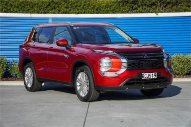 2025 Mitsubishi Outlander PHEV LS 4WD